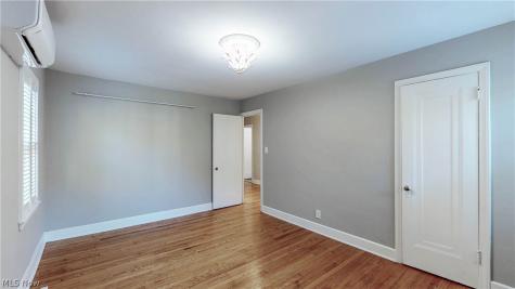 3534 Cedarbrook Road University Heights OH 44118
