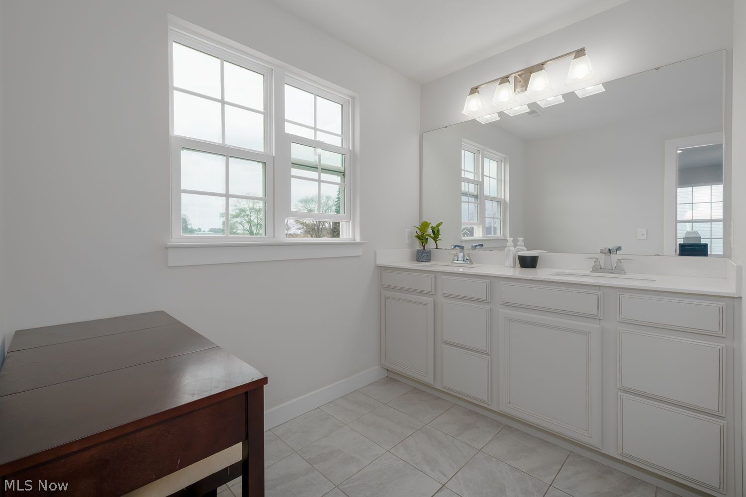 7906 Cobbler Avenue NE Canton OH 44721