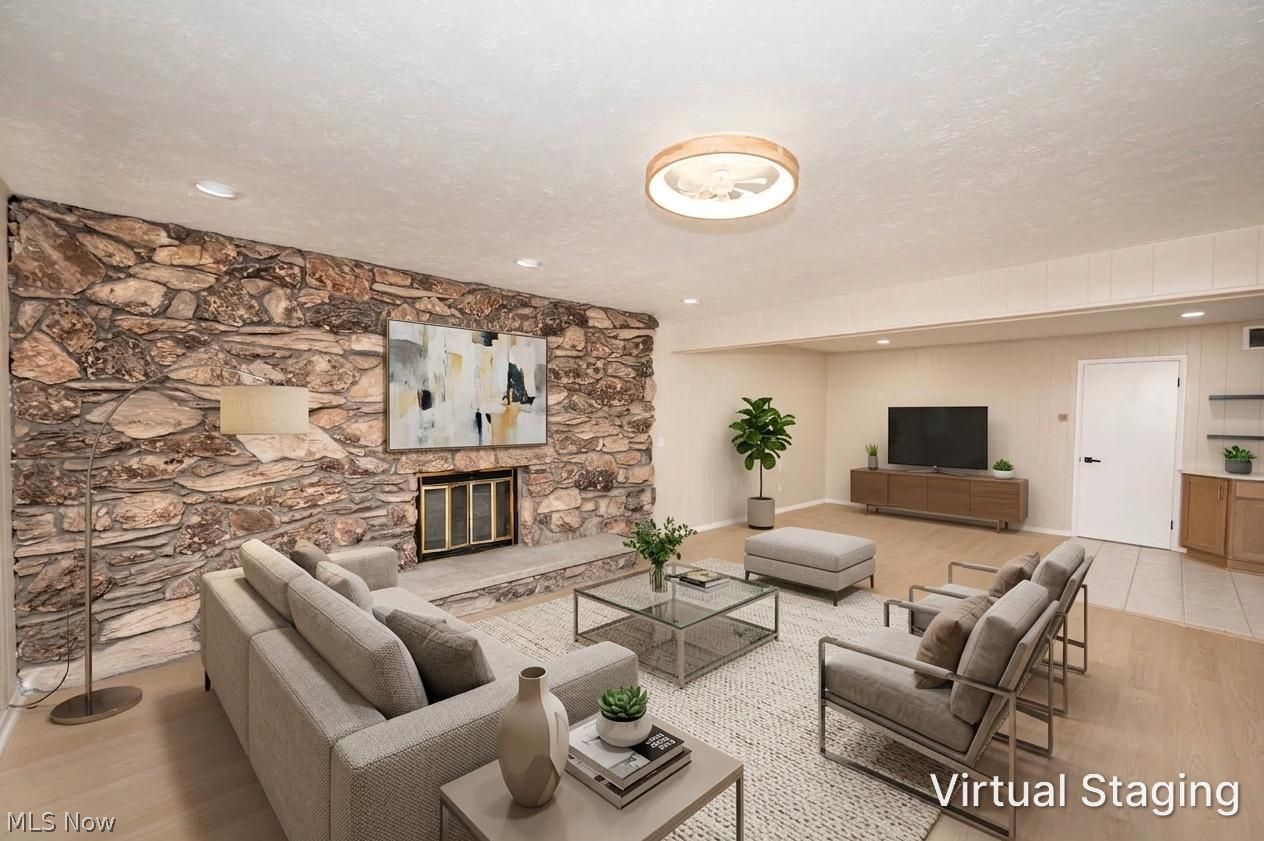 492 Jeannette Drive Richmond Heights OH 44143