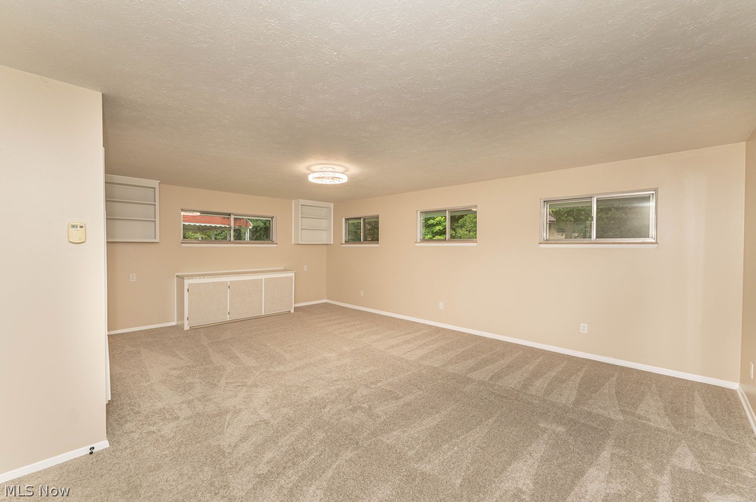 492 Jeannette Drive Richmond Heights OH 44143
