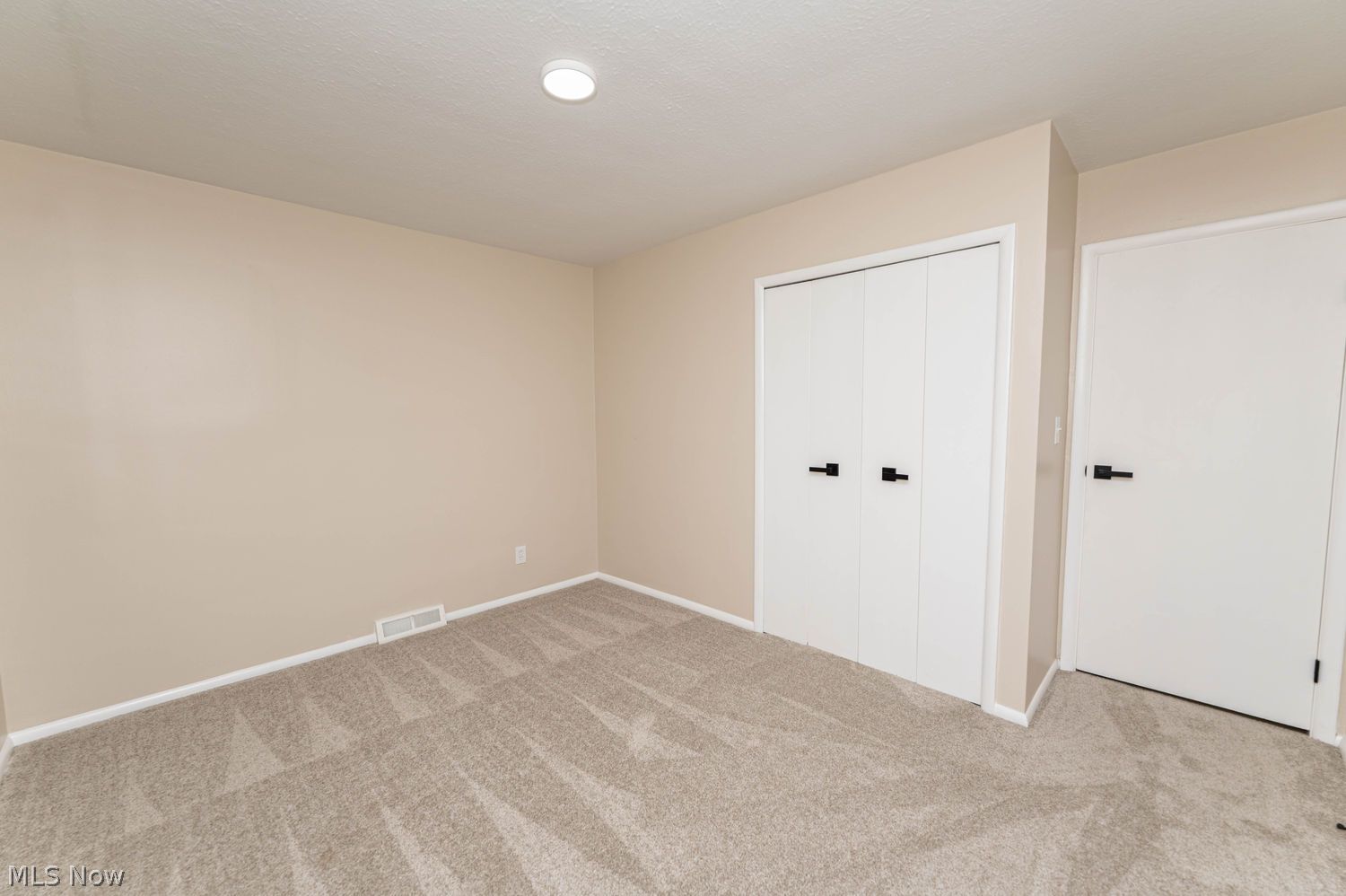 492 Jeannette Drive Richmond Heights OH 44143