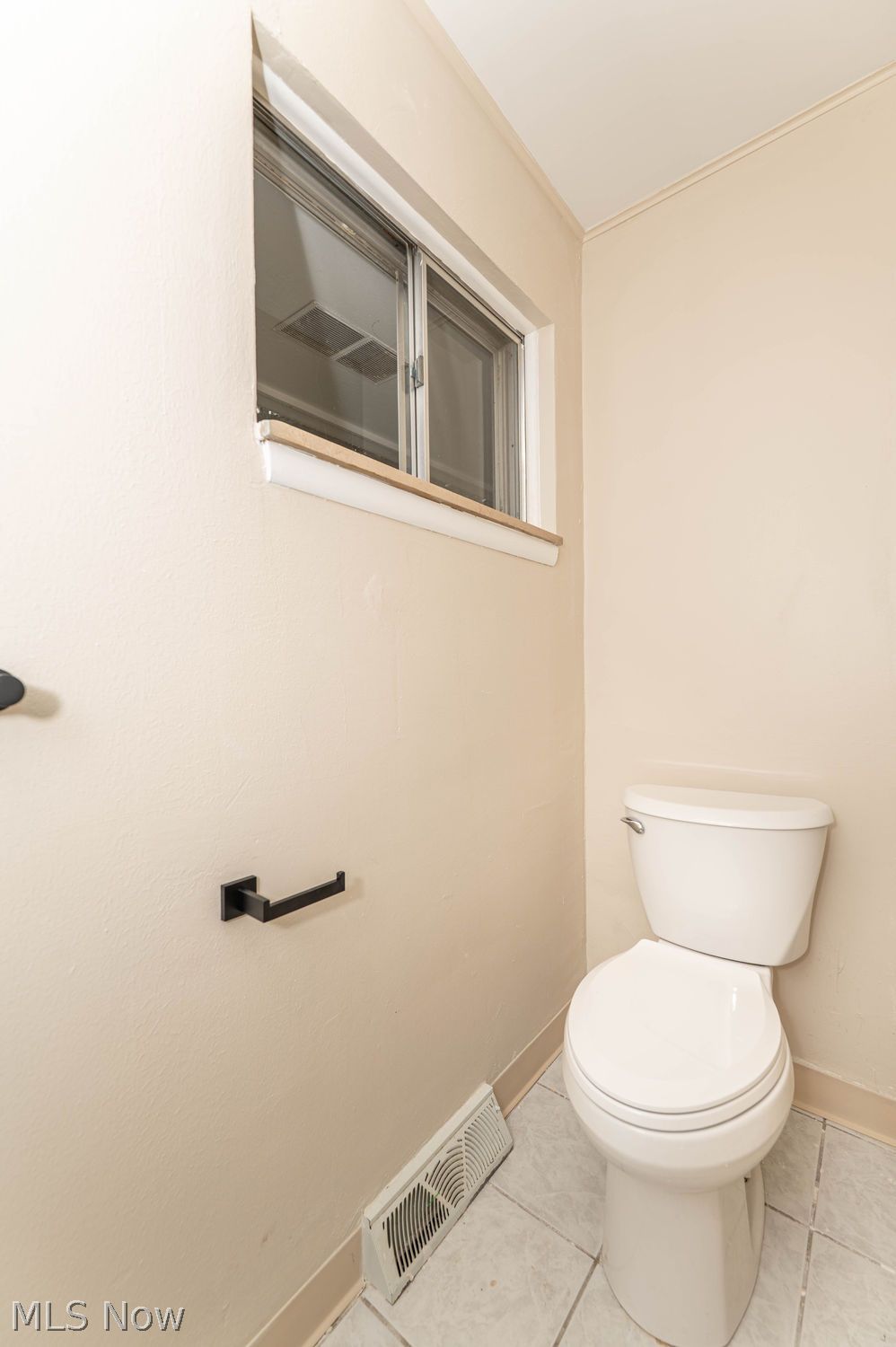 492 Jeannette Drive Richmond Heights OH 44143