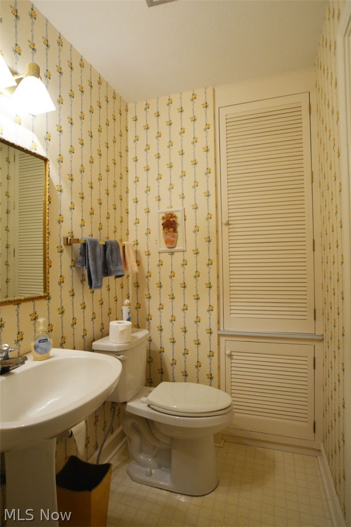 71 Maple Hill Drive Chagrin Falls OH 44022