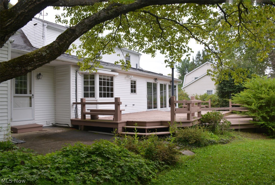 71 Maple Hill Drive Chagrin Falls OH 44022