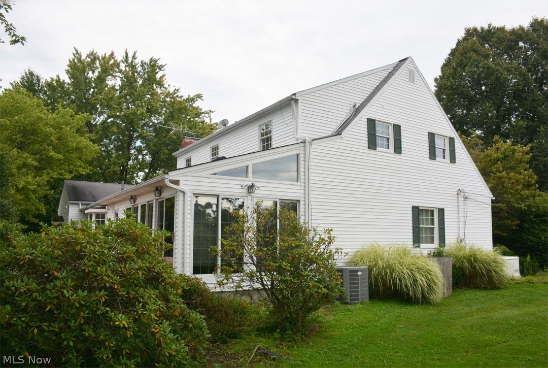 71 Maple Hill Drive Chagrin Falls OH 44022