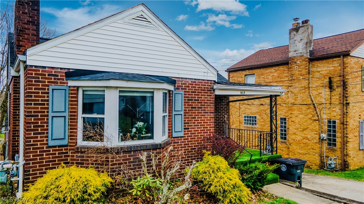 917 Oxford Boulevard Steubenville OH 43952