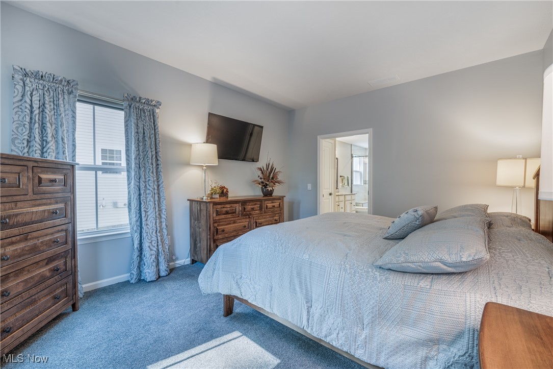 820 Sunrise Circle Aurora OH 44202