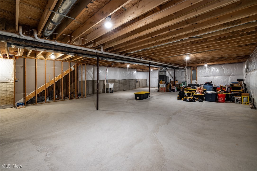 820 Sunrise Circle Aurora OH 44202