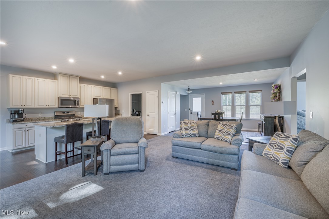 820 Sunrise Circle Aurora OH 44202