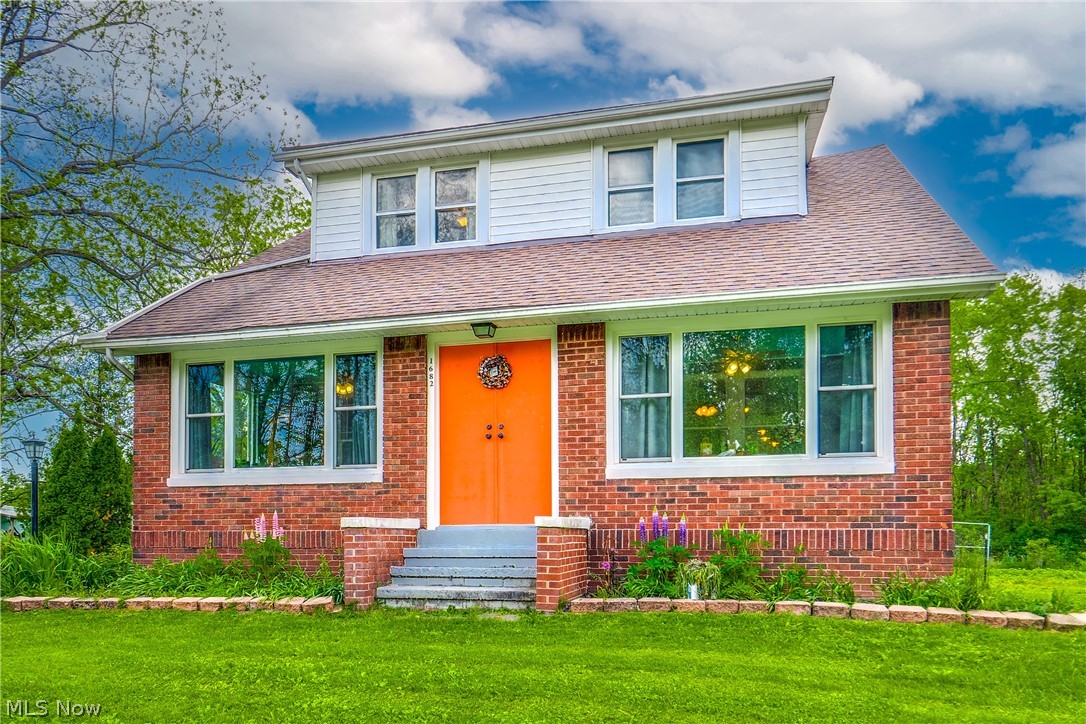 1682 S County Line Road Geneva OH 44041