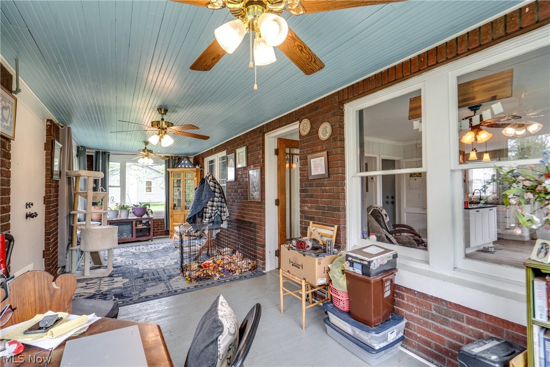 1682 S County Line Road Geneva OH 44041