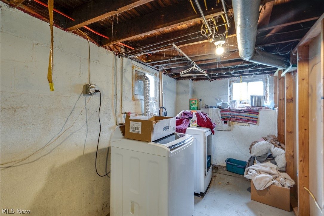 1682 S County Line Road Geneva OH 44041