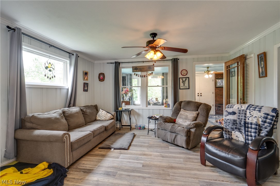 1682 S County Line Road Geneva OH 44041