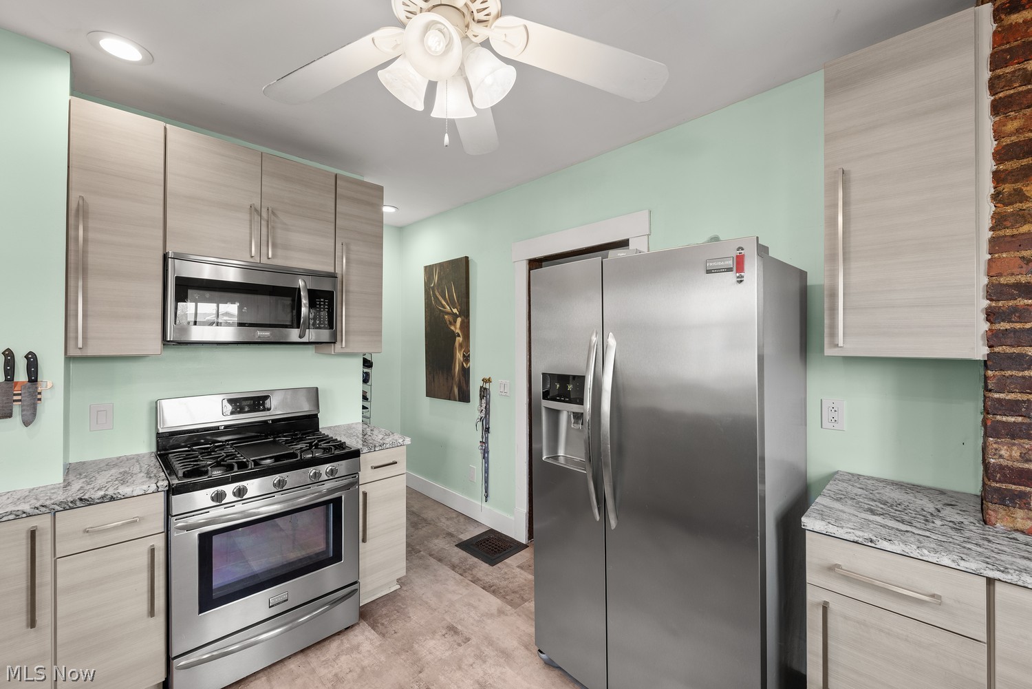 1354 Lakewood Avenue Lakewood OH 44107