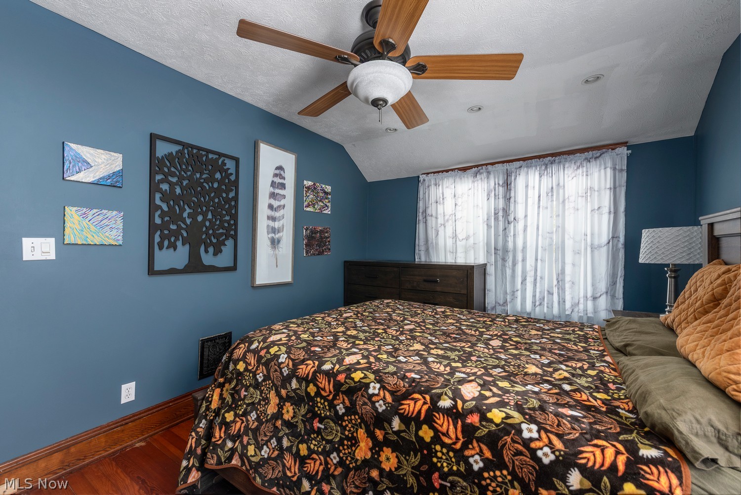 1354 Lakewood Avenue Lakewood OH 44107