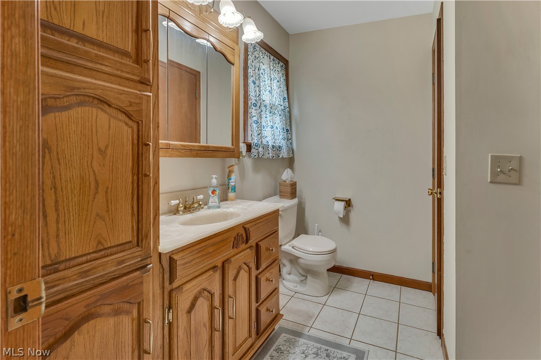 8241 Akron Canfield Road Canfield OH 44406