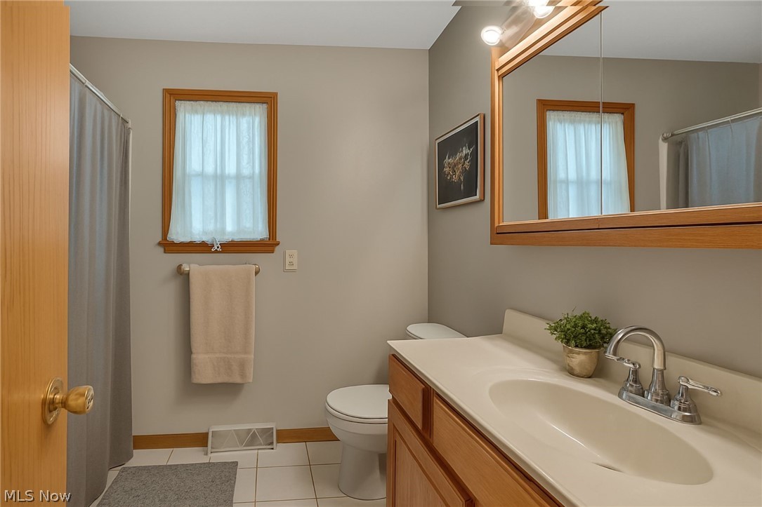 8241 Akron Canfield Road Canfield OH 44406