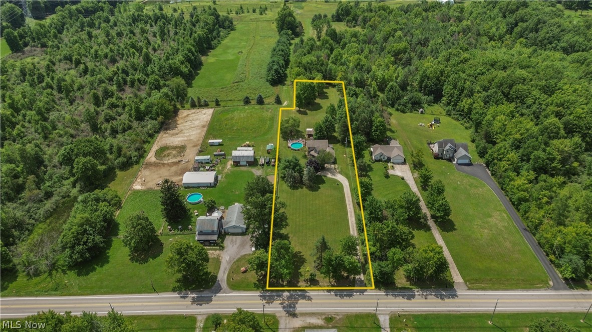8241 Akron Canfield Road Canfield OH 44406