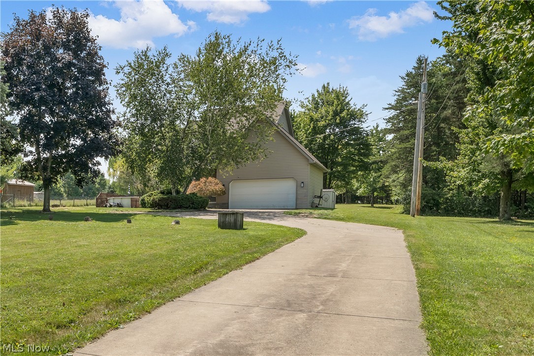 8241 Akron Canfield Road Canfield OH 44406