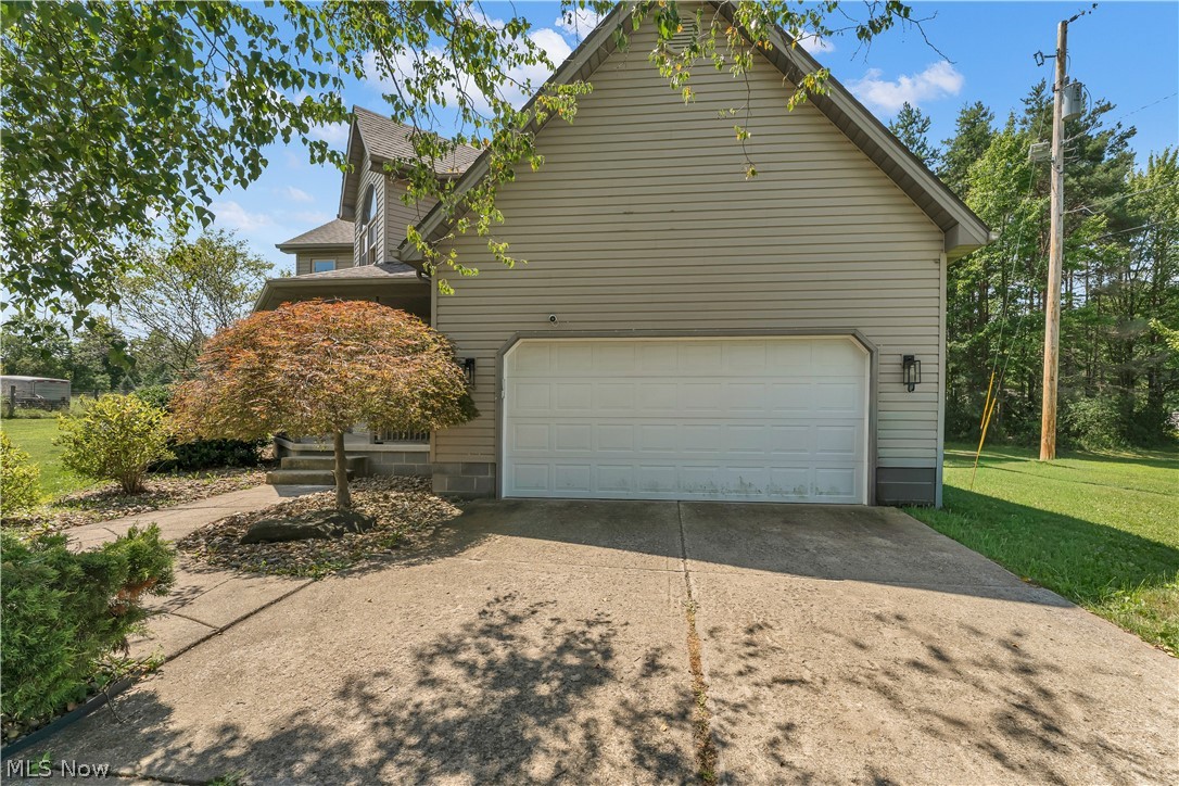 8241 Akron Canfield Road Canfield OH 44406