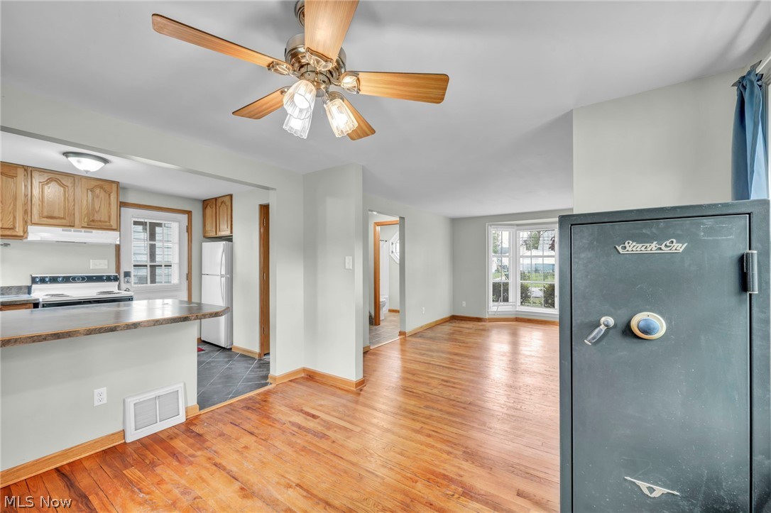228 Sanford Street Ravenna OH 44266
