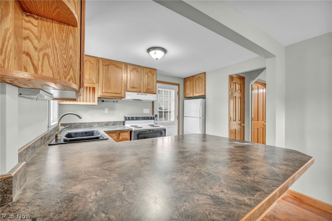 228 Sanford Street Ravenna OH 44266