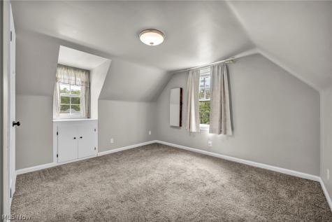 228 Sanford Street Ravenna OH 44266