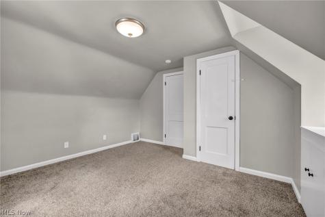228 Sanford Street Ravenna OH 44266