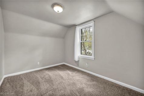 228 Sanford Street Ravenna OH 44266