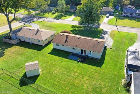 612 Pierce Drive Youngstown OH 44511