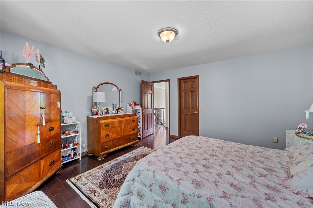 6670 Beechwood Drive Independence OH 44131