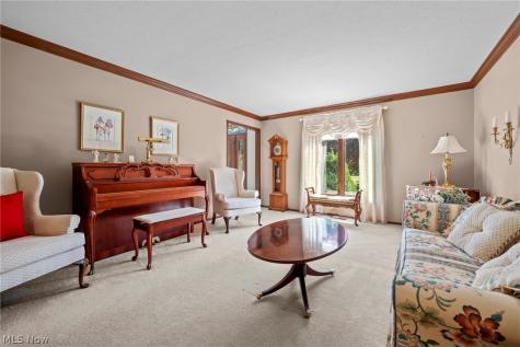 6670 Beechwood Drive Independence OH 44131