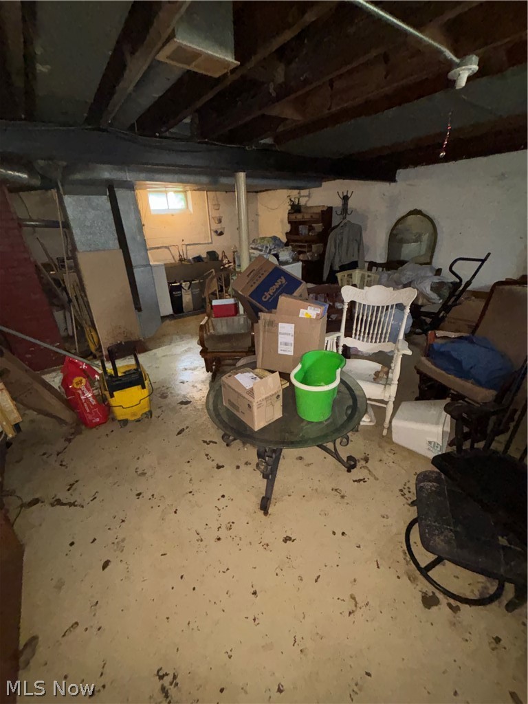 19507 Muskoka Avenue Euclid OH 44119