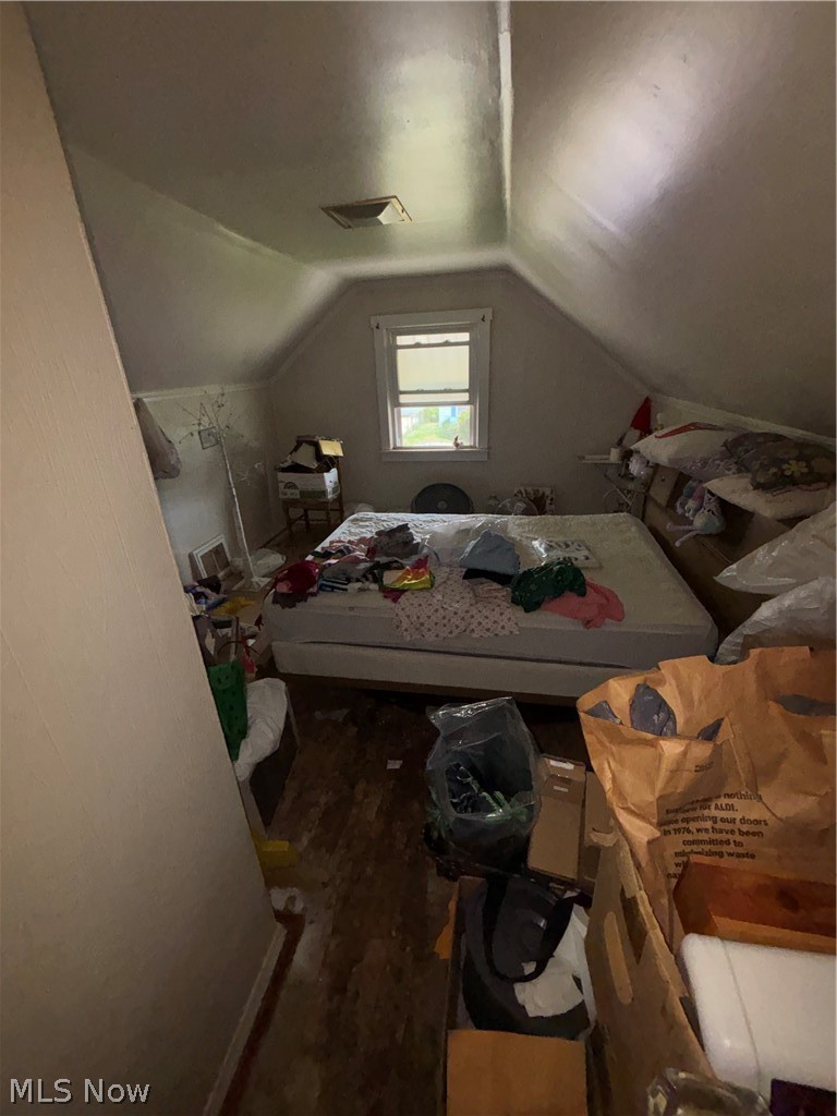 19507 Muskoka Avenue Euclid OH 44119