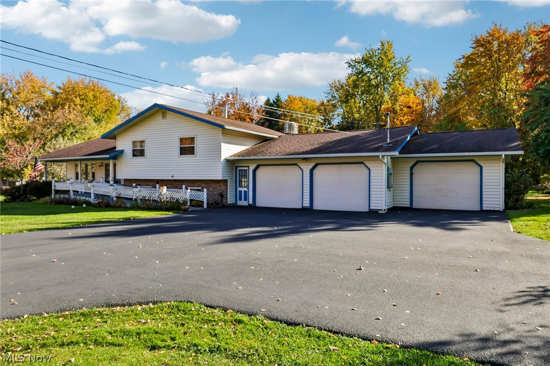 5654 Everett East Road Hubbard OH 44425