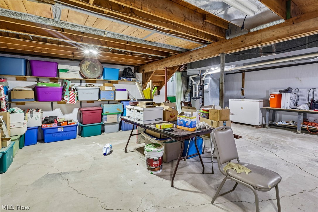5654 Everett East Road Hubbard OH 44425