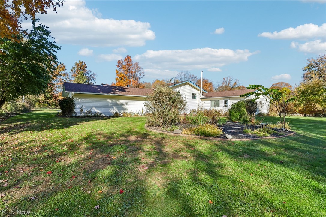 5654 Everett East Road Hubbard OH 44425