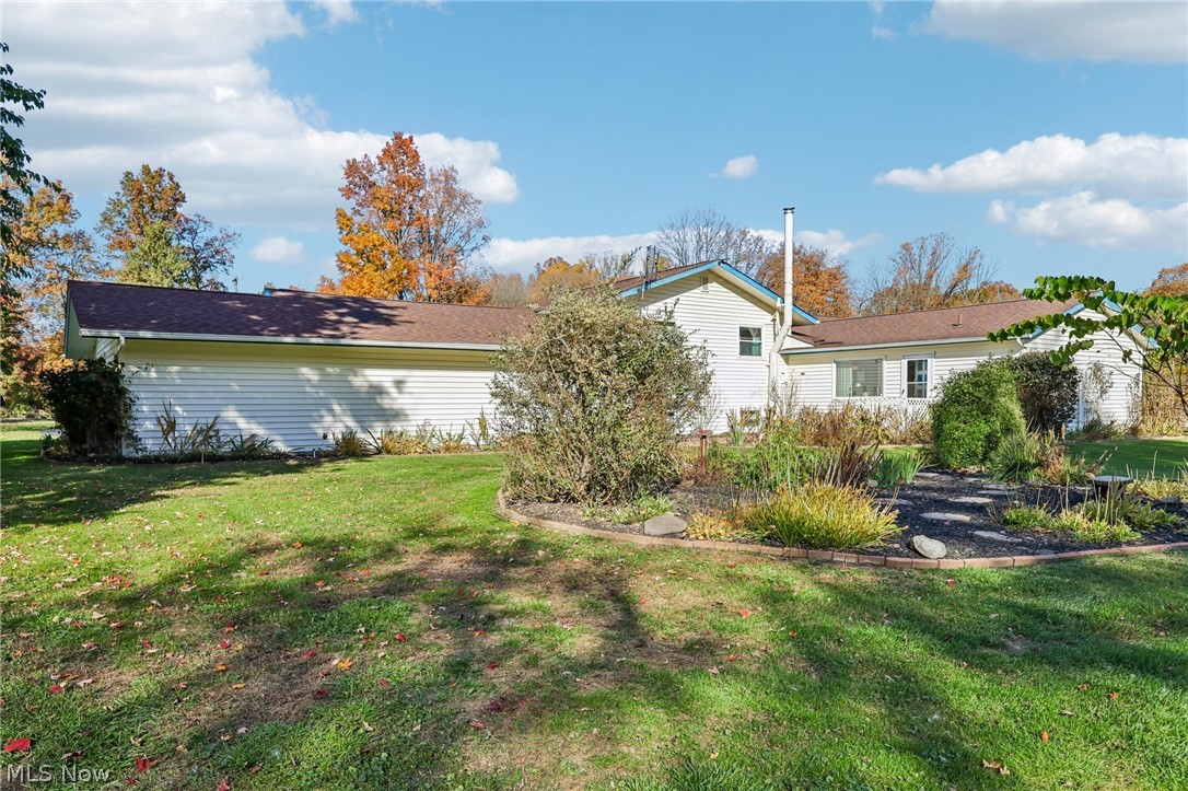 5654 Everett East Road Hubbard OH 44425