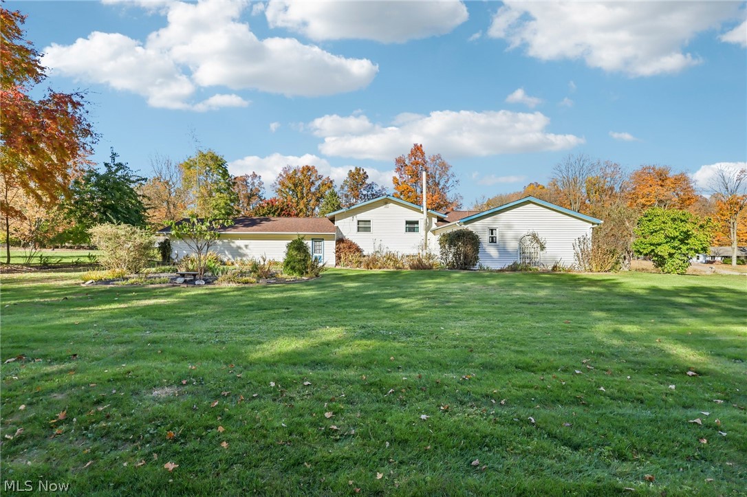 5654 Everett East Road Hubbard OH 44425