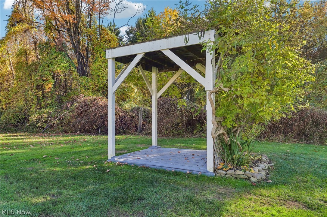 5654 Everett East Road Hubbard OH 44425