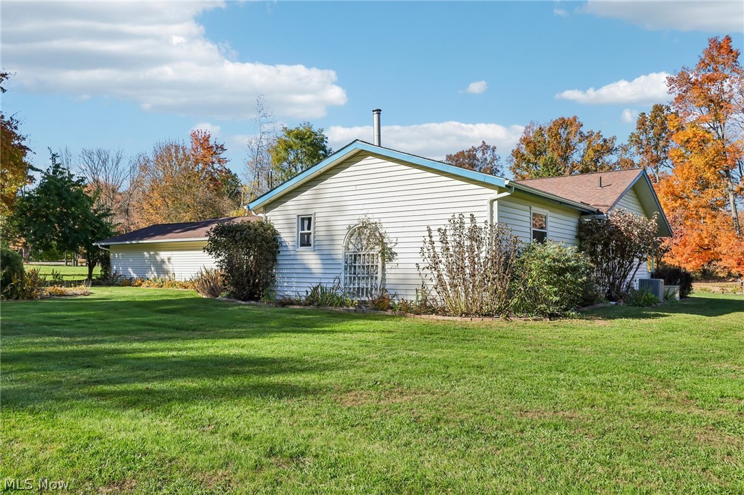 5654 Everett East Road Hubbard OH 44425