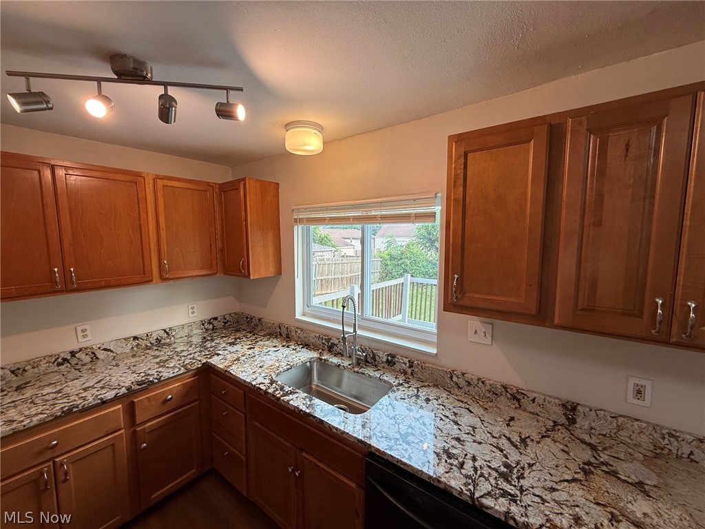 1106 Reed Avenue Akron OH 44306