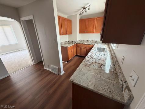1106 Reed Avenue Akron OH 44306