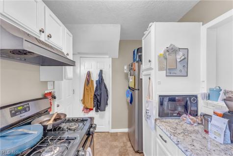 422 W Smith Road Medina OH 44256