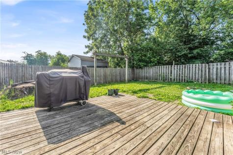 422 W Smith Road Medina OH 44256
