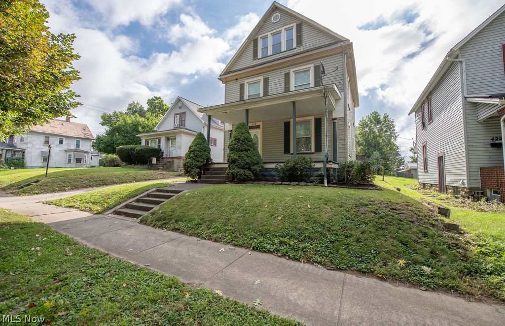 426 E Front Street Dover OH 44622