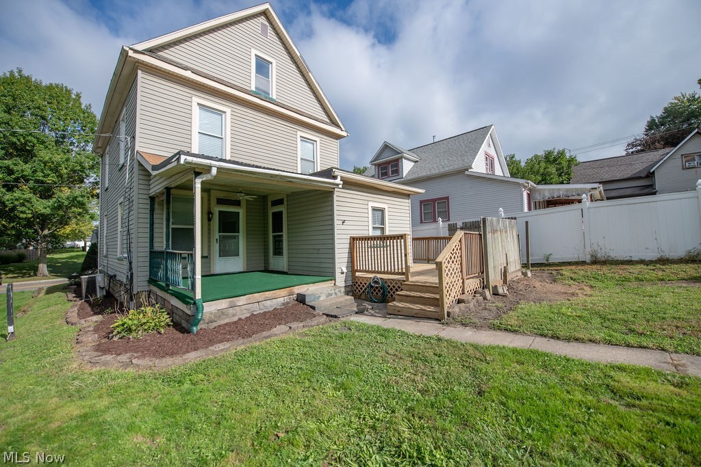 426 E Front Street Dover OH 44622