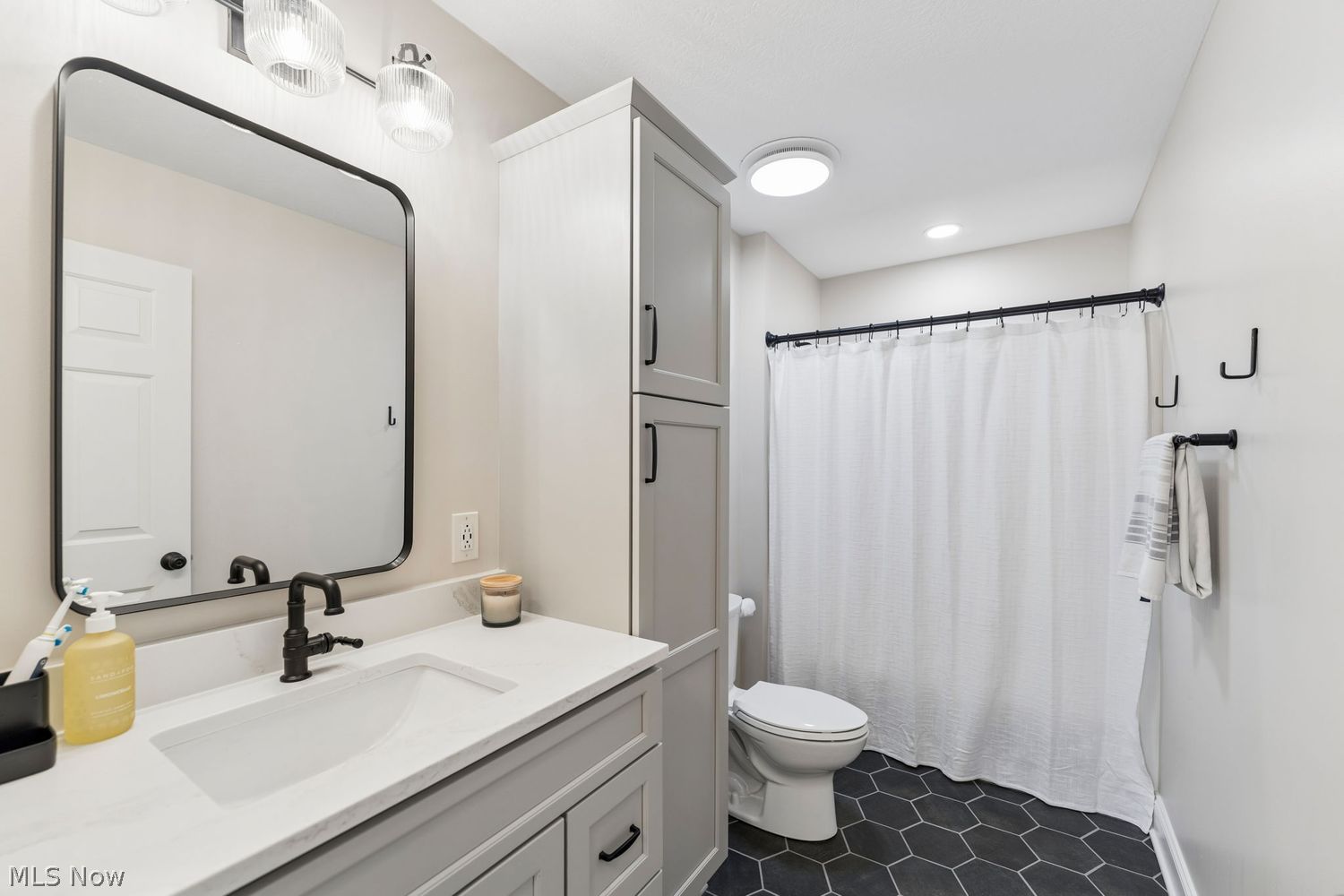 4645 Remmington Avenue Copley OH 44321