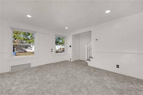 14103 Rainbow Avenue Cleveland OH 44111