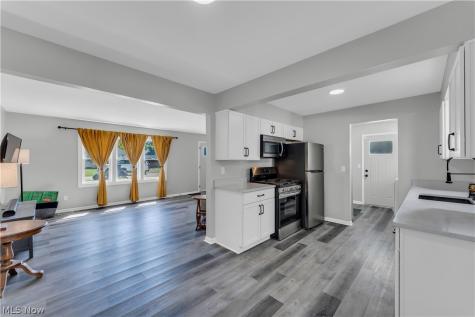 1248 E 359th Street Eastlake OH 44095